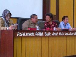 PKFI di Lokakarya pelayanan kesehatan dasar di klinik dan Puskesmas di Gresik